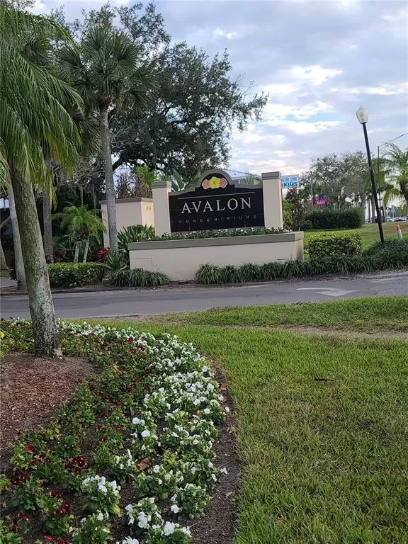 MLS: O5966913 Condo For Sale