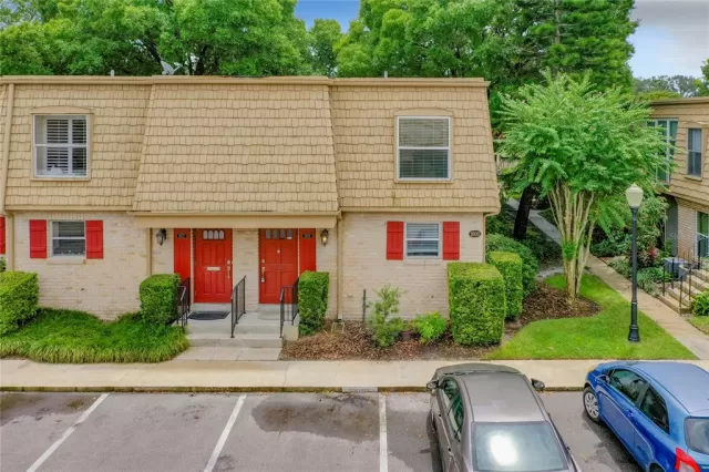 MLS: O5967058 Condo For Sale