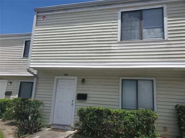 MLS: O5967086 Condo For Sale