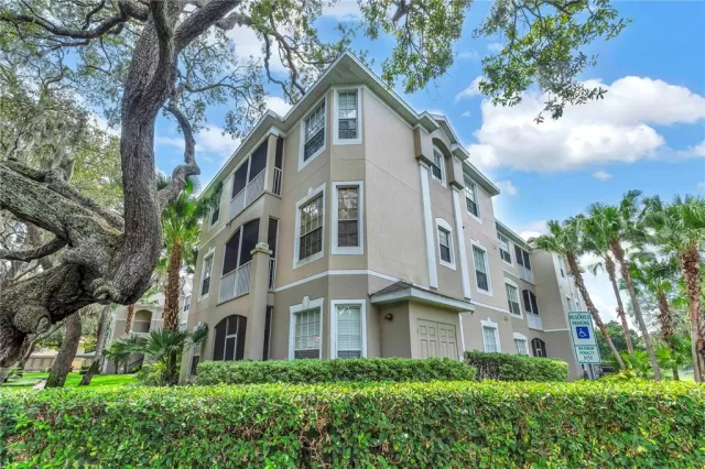 MLS: O5967849 Condo For Sale