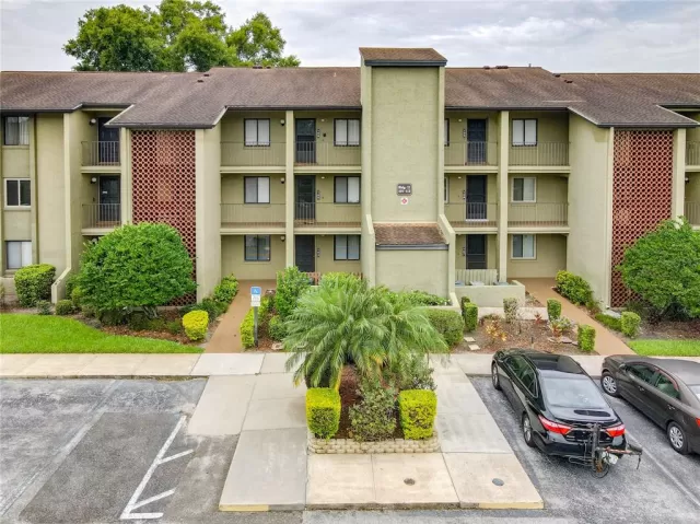 MLS: O5968721 Condo For Sale