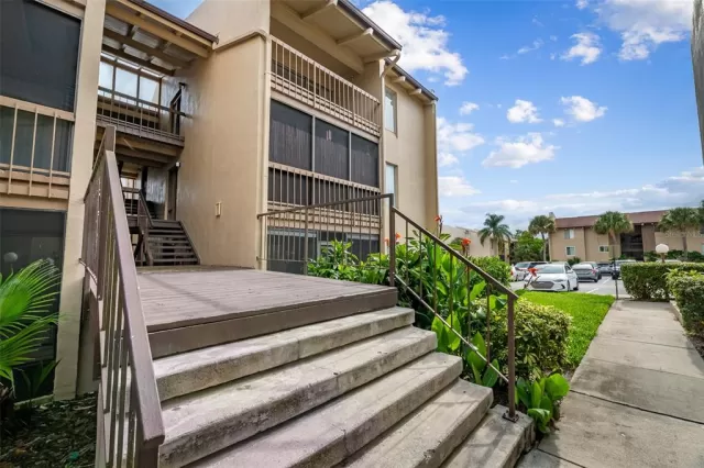 MLS: O5969060 Condo For Sale