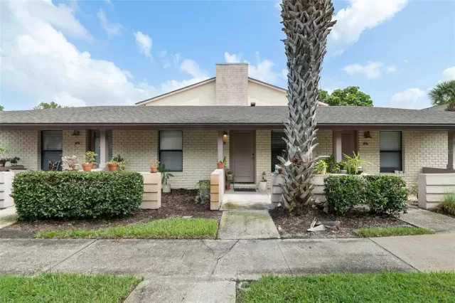 MLS: O5969560 Condo For Sale