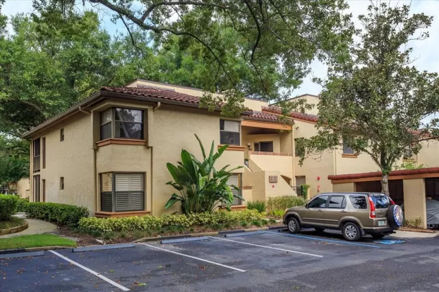 MLS: O5969595 Condo For Sale