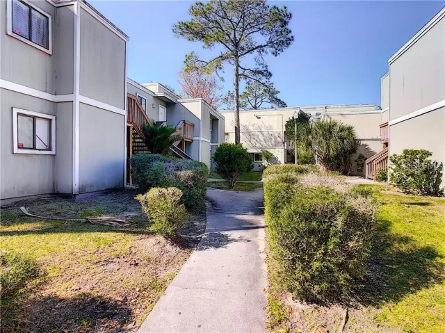 MLS: O5969763 Condo For Sale