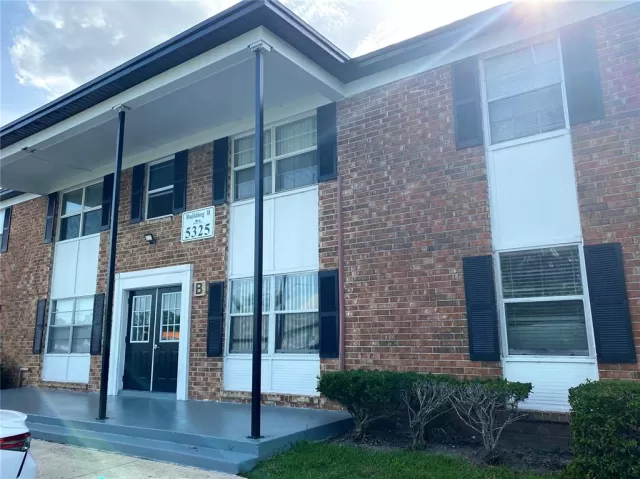 MLS: O5970164 Condo For Sale