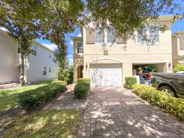 MLS: O5970802 Condo For Sale