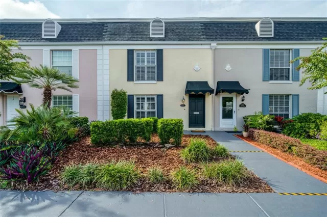 MLS: O5971599 Condo For Sale