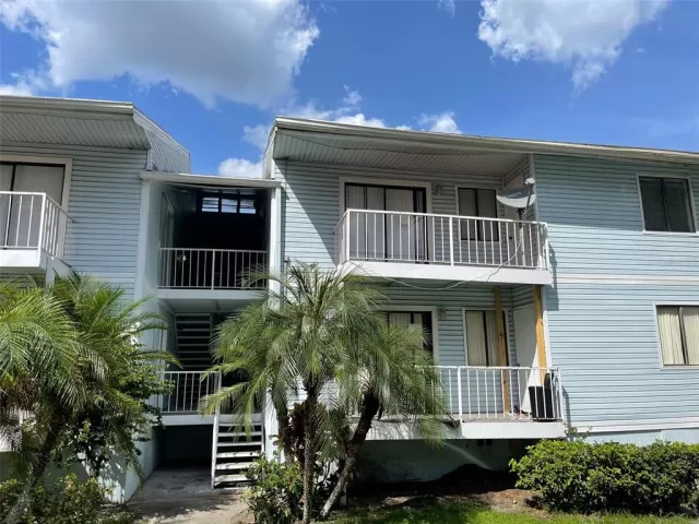 MLS: O5972364 Condo For Sale