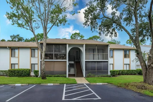 MLS: O5972441 Condo For Sale