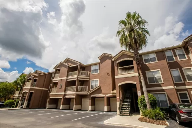 MLS: O5972611 Condo For Sale