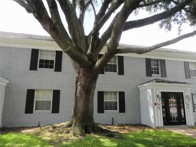 MLS: O5972663 Condo For Sale