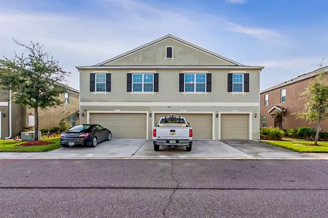 MLS: O5972973 Condo For Sale