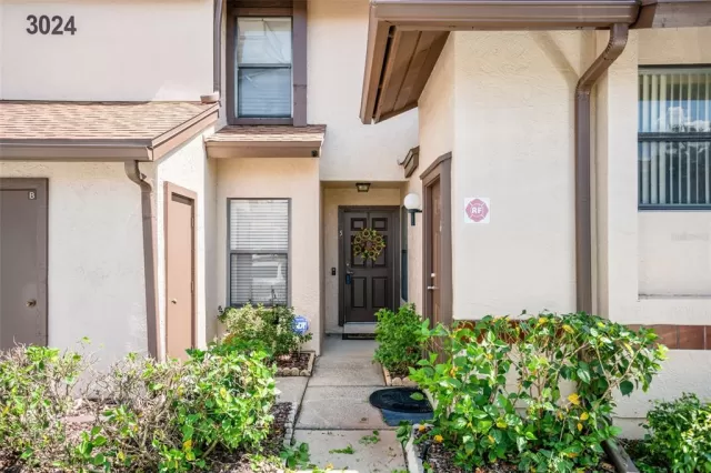 MLS: O5973060 Condo For Sale