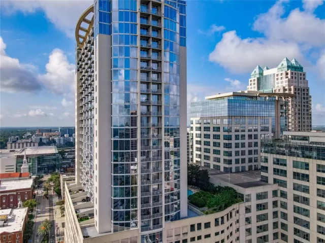 MLS: O5973128 Condo For Sale