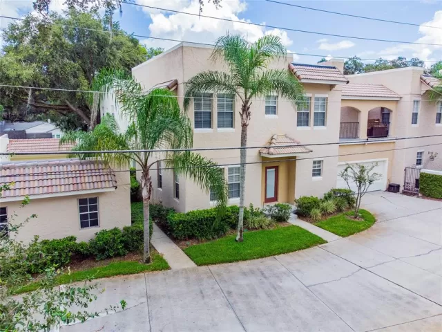 MLS: O5973593 Condo For Sale