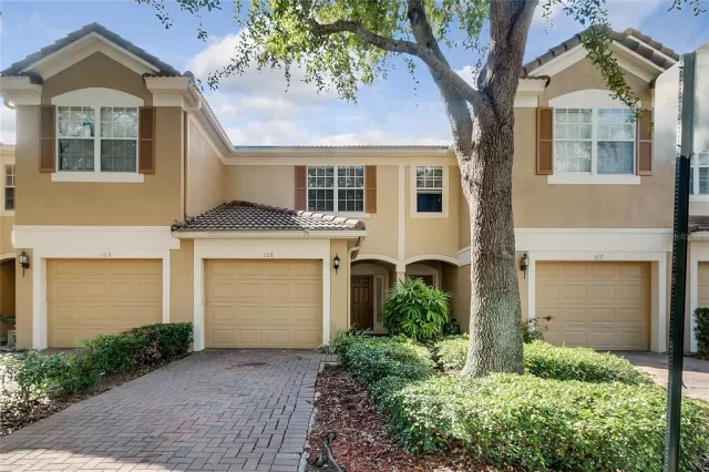 MLS: O5973879 Condo For Sale