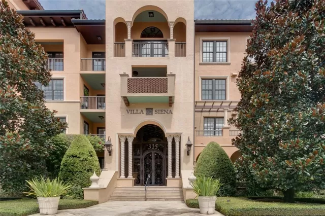 MLS: O5974338 Condo For Sale