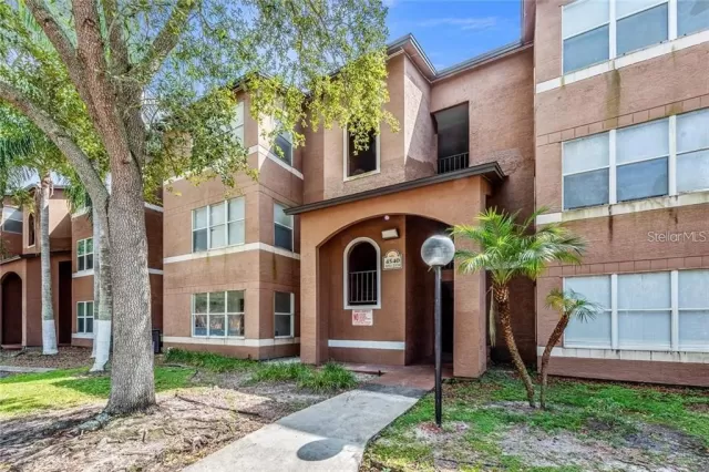 MLS: O5974839 Condo For Sale