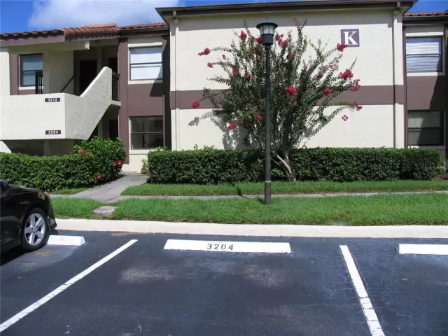 MLS: O5975447 Condo For Sale