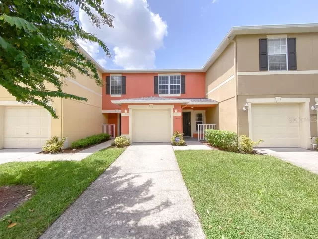 MLS: O5976571 Condo For Sale