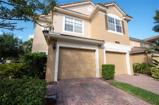 MLS: O5978430 Condo For Sale