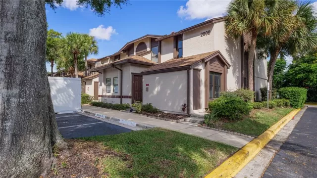 MLS: O5978819 Condo For Sale