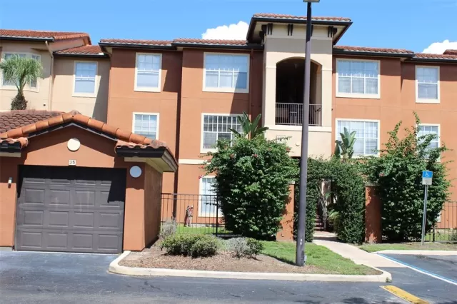 MLS: O5978931 Condo For Sale