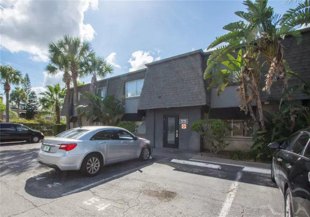 MLS: O5979208 Condo For Sale