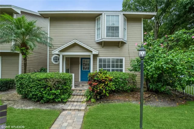 MLS: O5979575 Condo For Sale