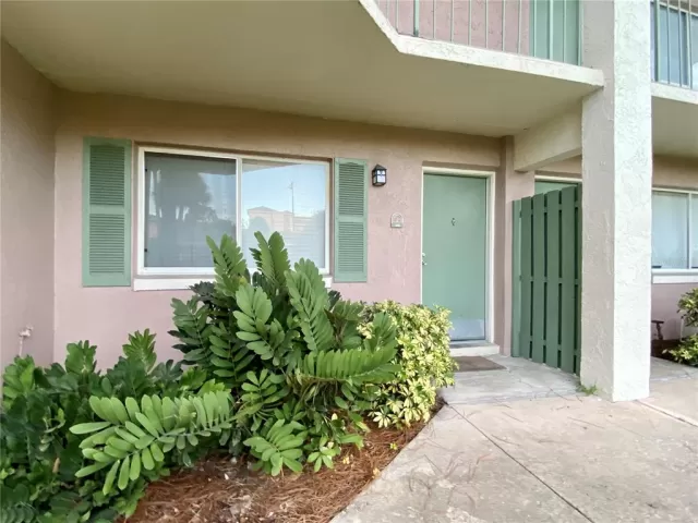 MLS: O5979889 Condo For Sale