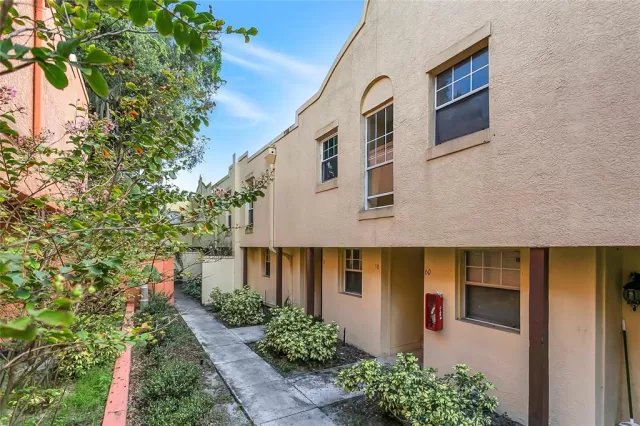 MLS: O5979985 Condo For Sale