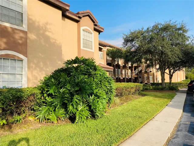MLS: O5980431 Condo For Sale