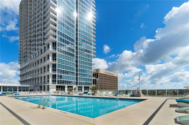 MLS: O5980513 Condo For Sale