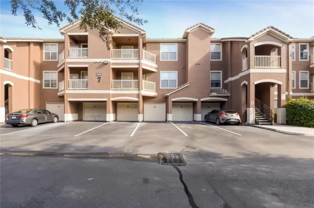 MLS: O5981049 Condo For Sale