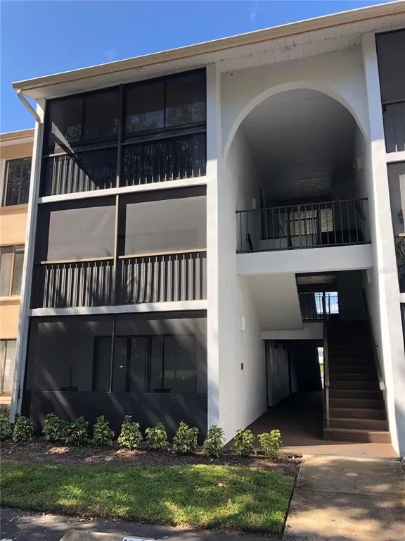 MLS: O5981053 Condo For Sale