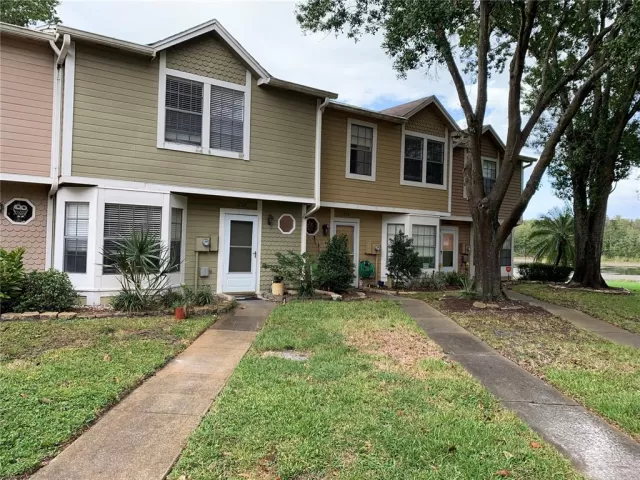 MLS: O5982173 Condo For Sale