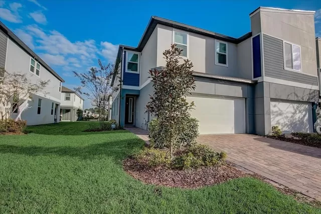 MLS: O5982360 Condo For Sale