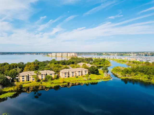MLS: O5983034 Condo For Sale
