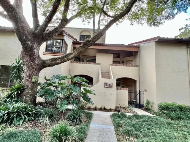MLS: O5983579 Condo For Sale