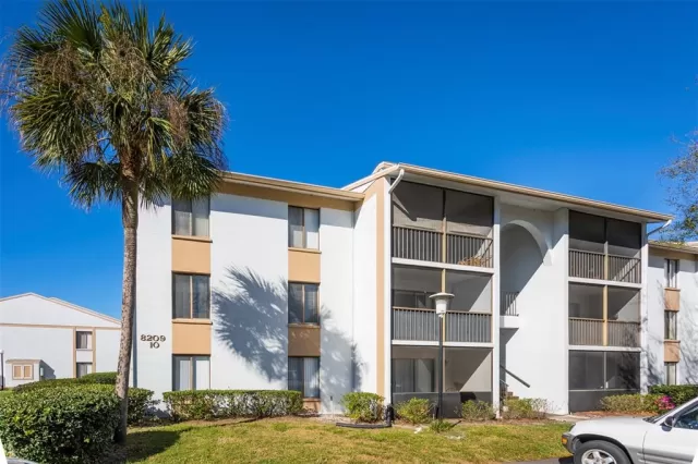 MLS: O5983803 Condo For Sale