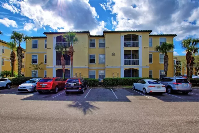 MLS: O5984281 Condo For Sale