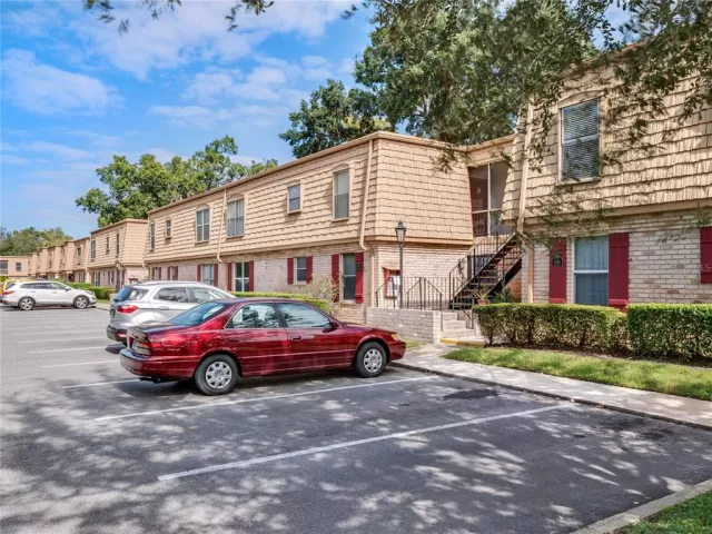MLS: O5985550 Condo For Sale