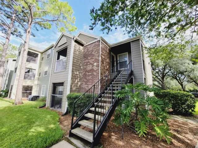 MLS: O5986025 Condo For Sale