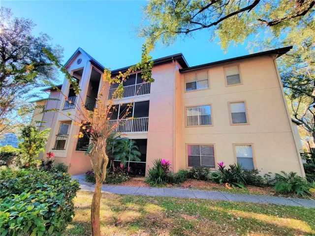 MLS: O5986358 Condo For Sale