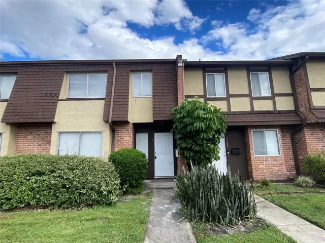 MLS: O5988314 Condo For Sale