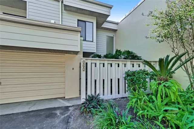 MLS: O5988520 Condo For Sale