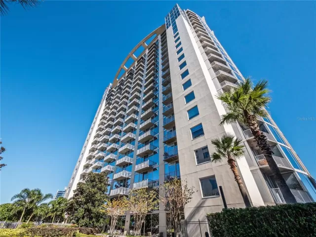 MLS: O5988958 Condo For Sale