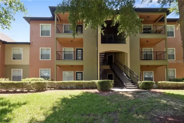 MLS: O5989595 Condo For Sale