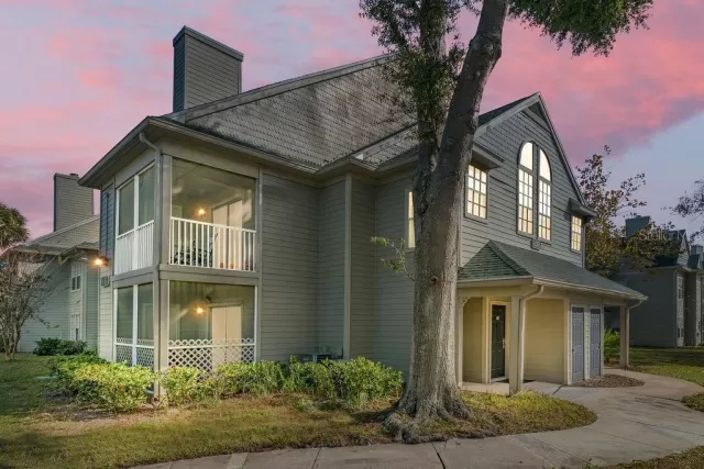 MLS: O5989661 Condo For Sale
